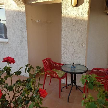 Apartmani Dekovic Primošten Extérieur photo
